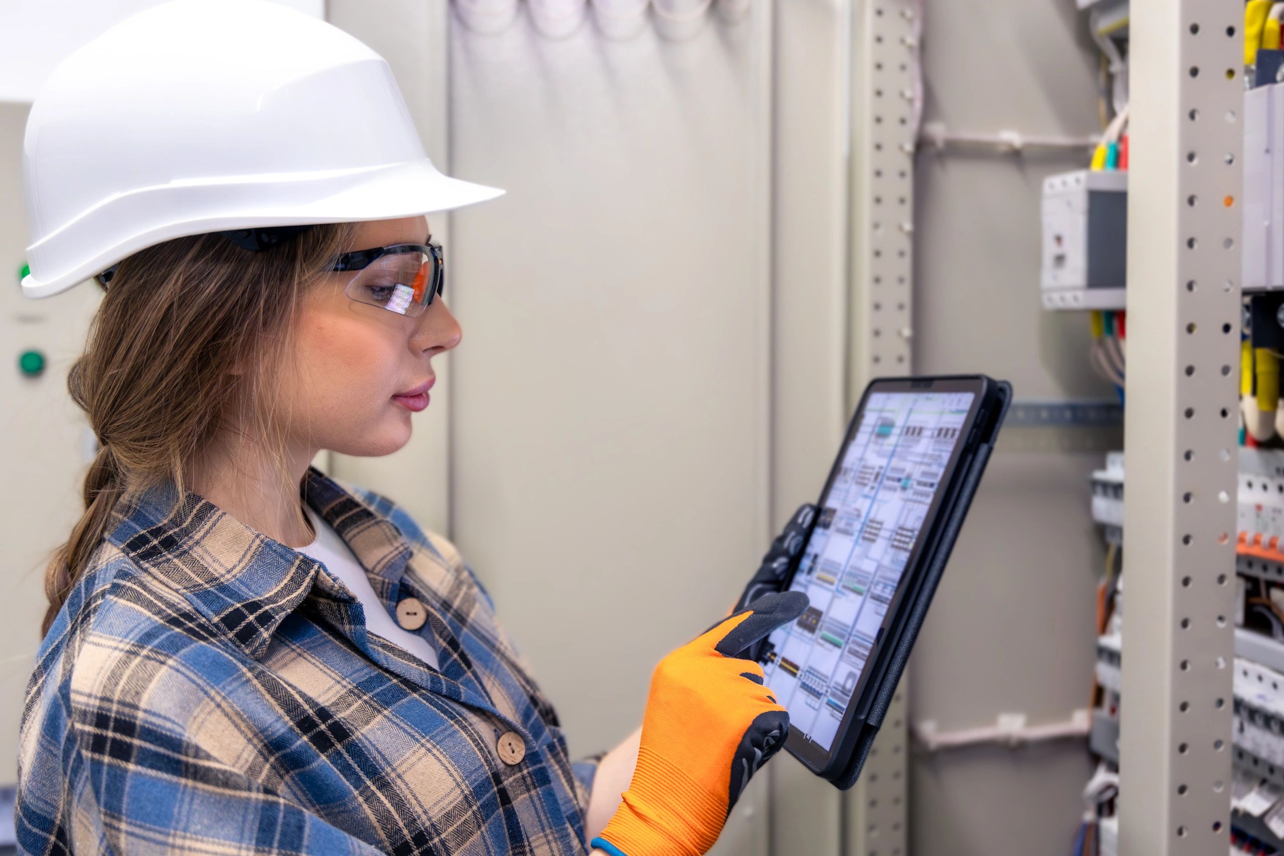 Audit checklist review for compliance readiness